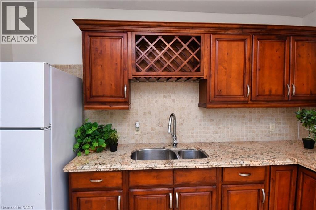 265 Hunter Street W, Hamilton, Ontario  L8P 1S2 - Photo 11 - 40801479