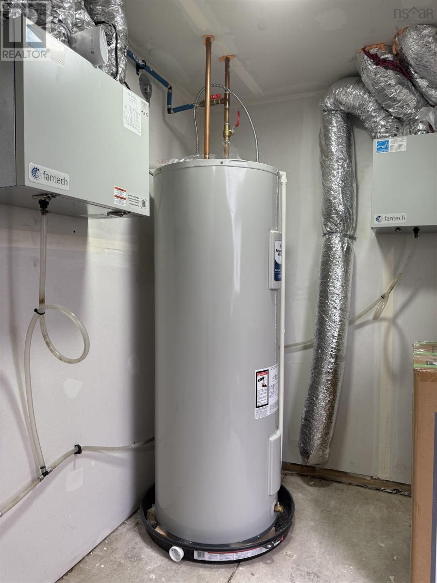 10 Pioneer Street, Springhill, Nova Scotia  B0M 1X0 - Photo 35 - 202526302