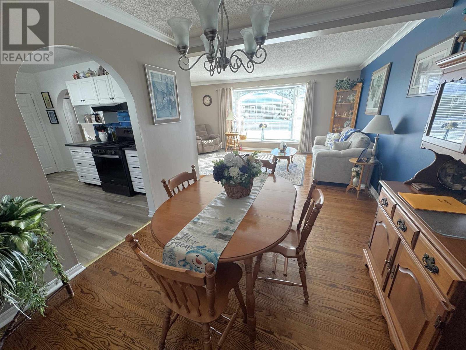 40 Axmith Ave, Elliot Lake, Ontario  P5A 1B7 - Photo 13 - SM260199