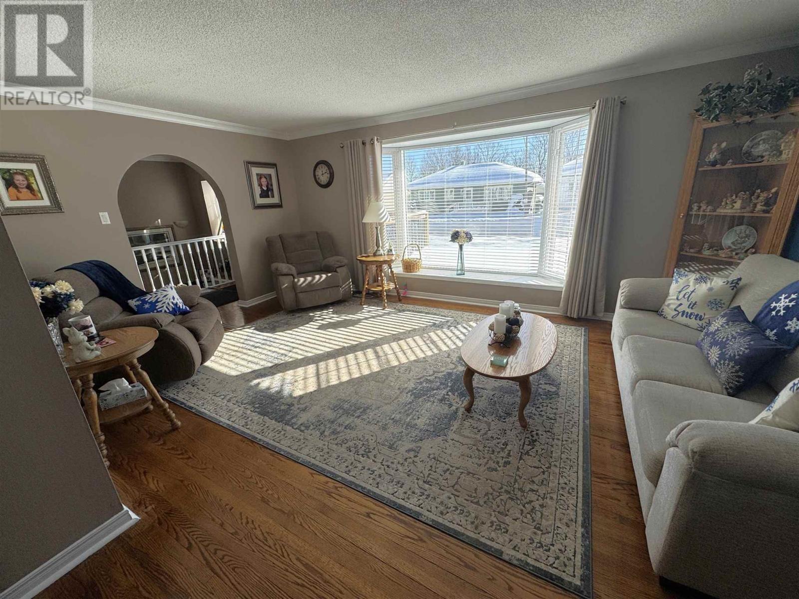 40 Axmith Ave, Elliot Lake, Ontario  P5A 1B7 - Photo 14 - SM260199