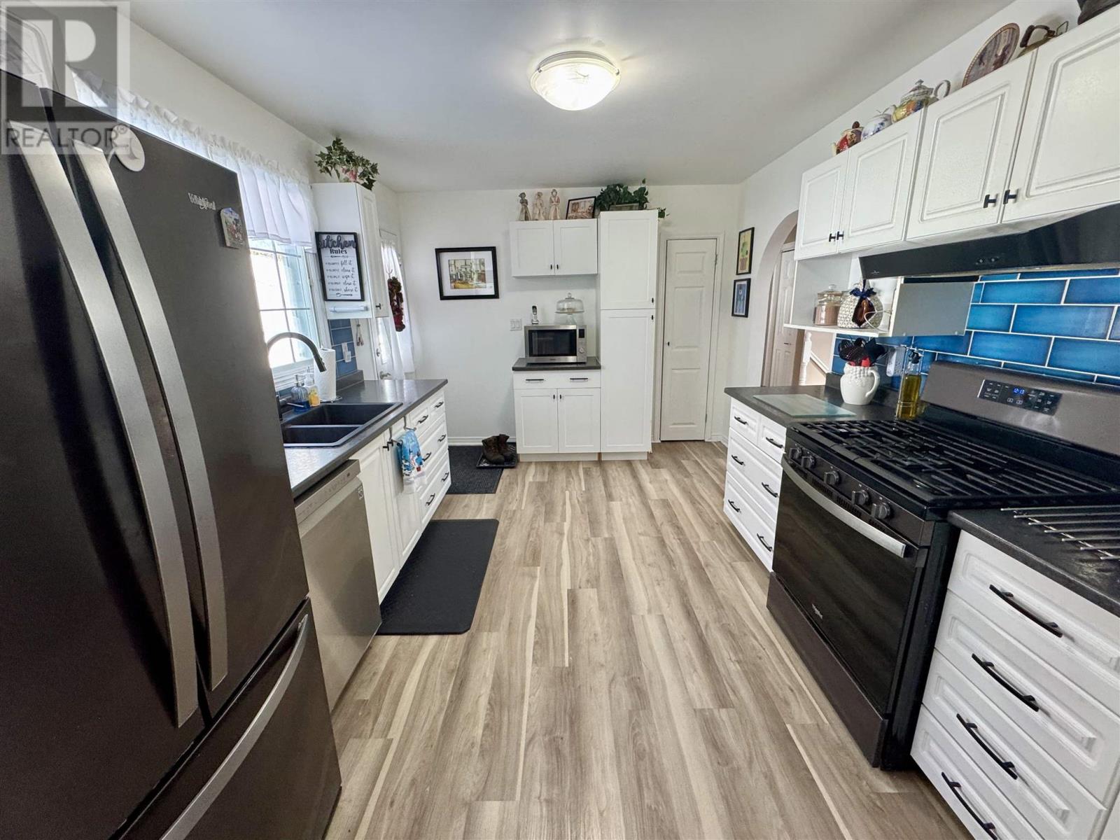 40 Axmith Ave, Elliot Lake, Ontario  P5A 1B7 - Photo 10 - SM260199