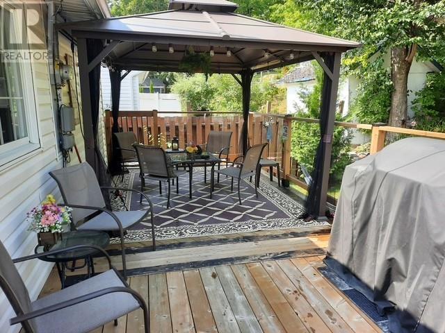 40 Axmith Ave, Elliot Lake, Ontario  P5A 1B7 - Photo 6 - SM260199