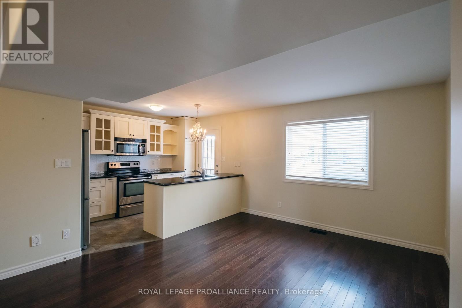 8 Ava Court, Belleville, Ontario  K8P 0B2 - Photo 15 - X12742732