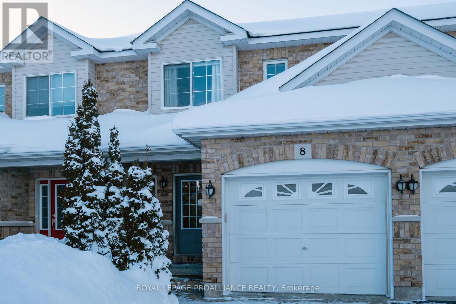 8 Ava Court, Belleville, Ontario  K8P 0B2 - Photo 2 - X12742732