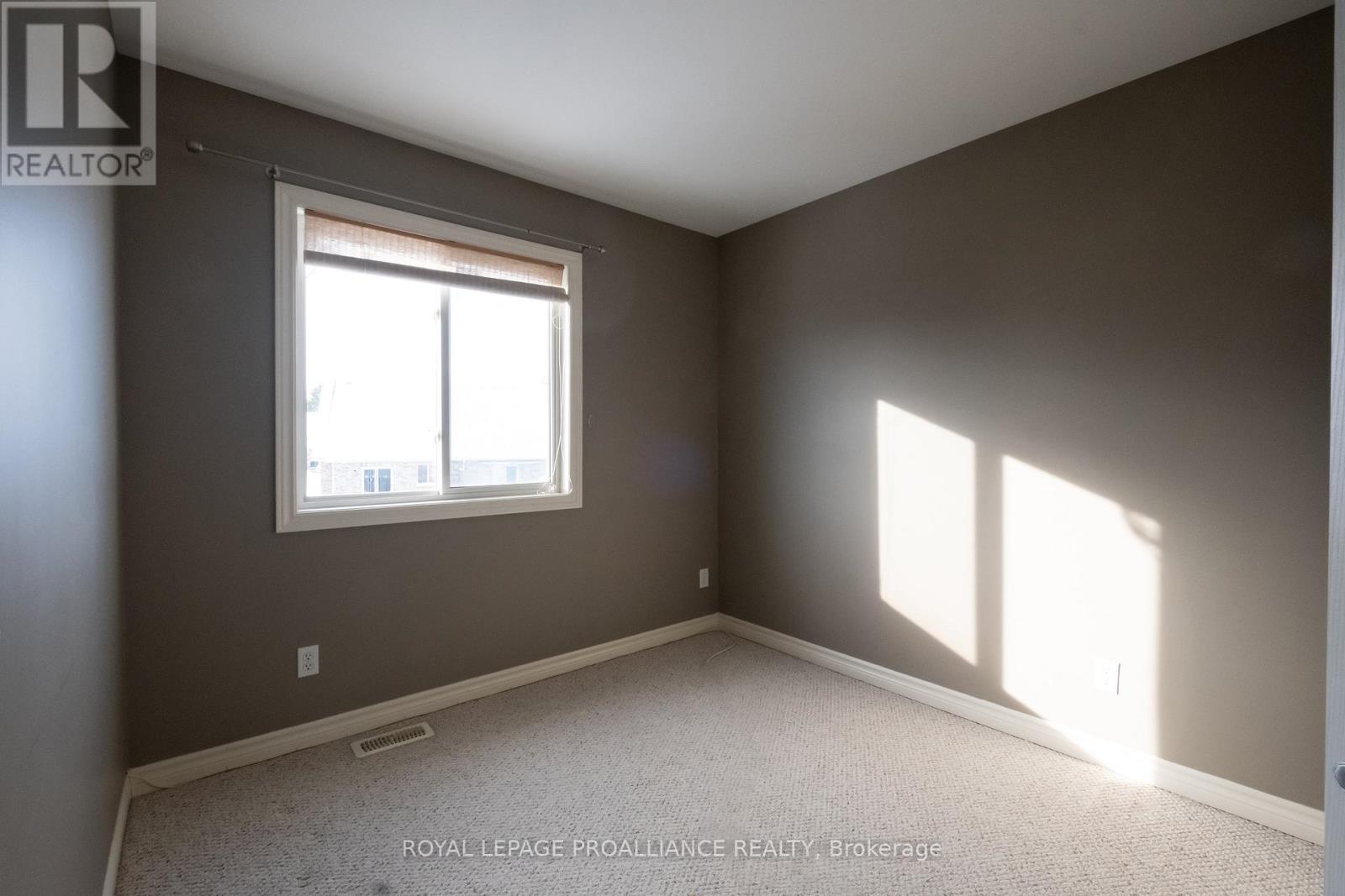 8 Ava Court, Belleville, Ontario  K8P 0B2 - Photo 25 - X12742732