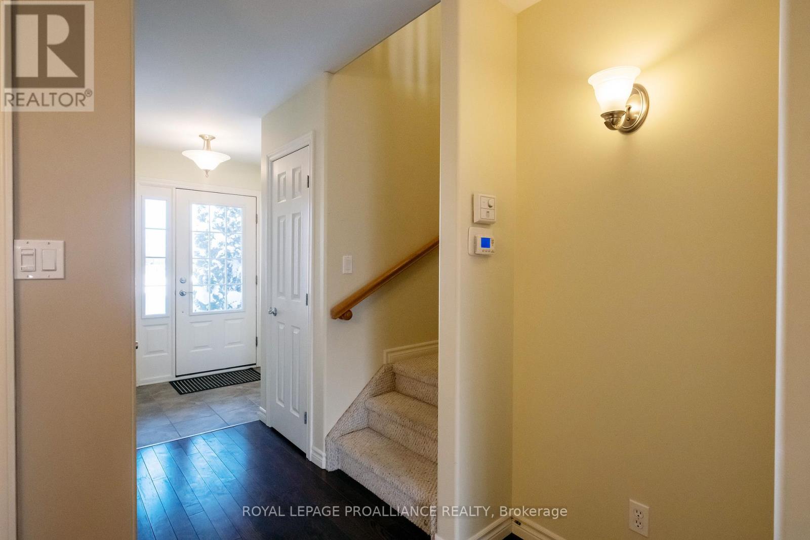 8 Ava Court, Belleville, Ontario  K8P 0B2 - Photo 4 - X12742732