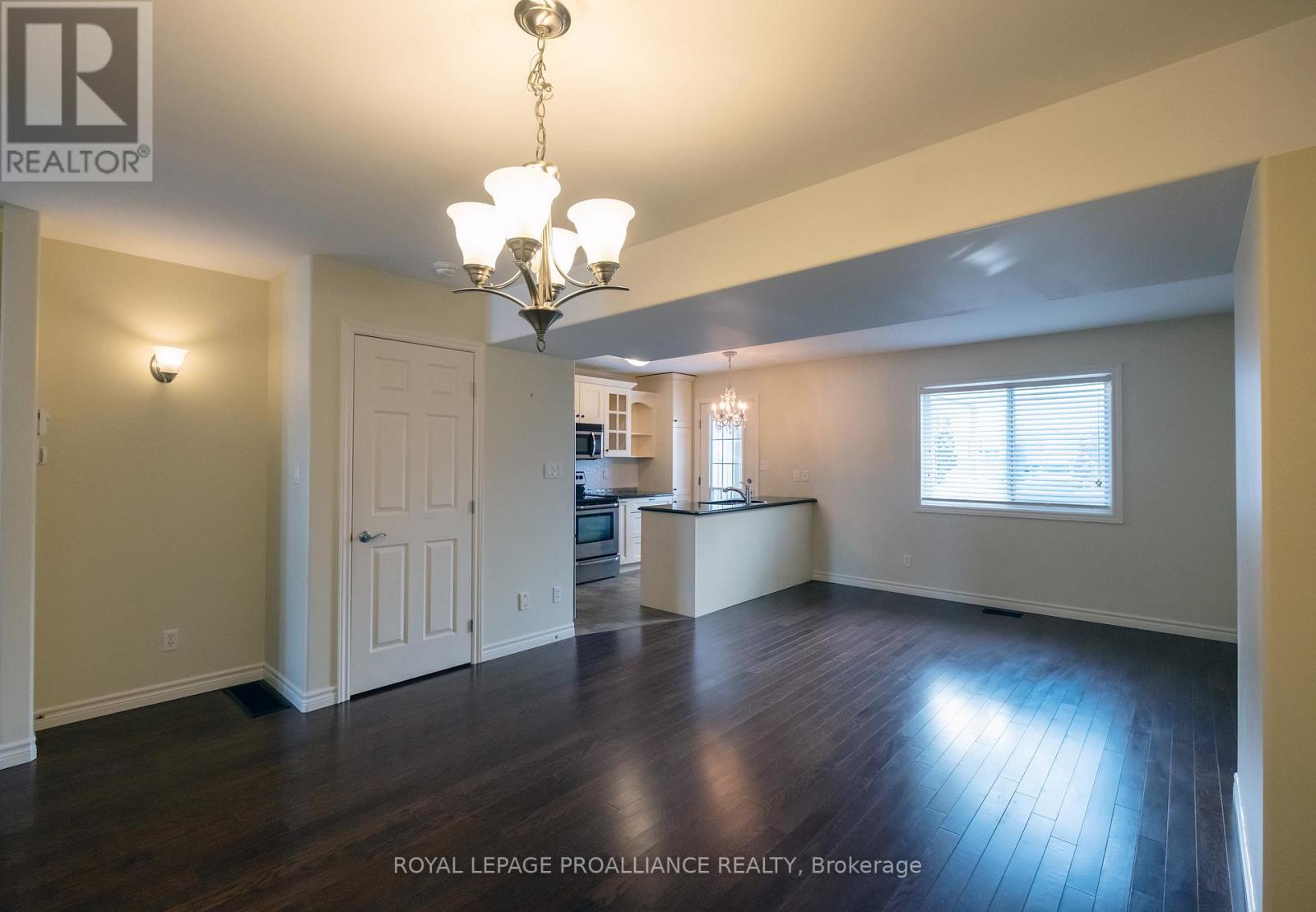 8 Ava Court, Belleville, Ontario  K8P 0B2 - Photo 8 - X12742732