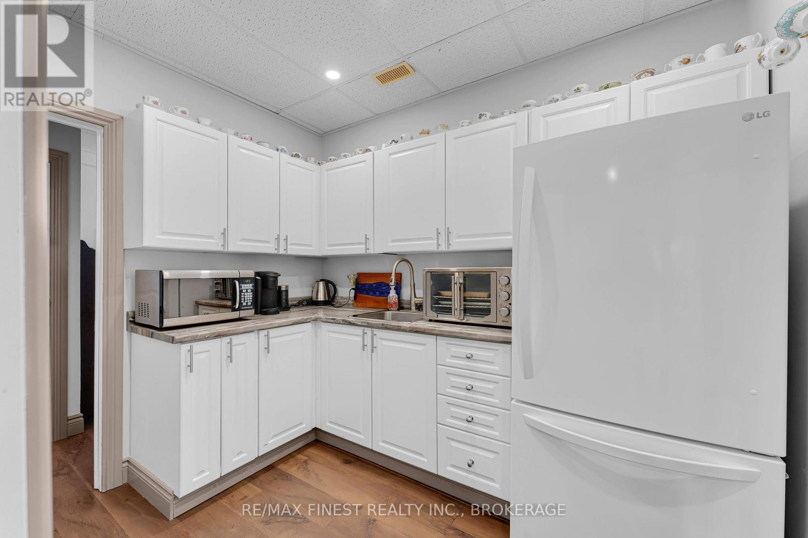 82 Centre Street, Greater Napanee, Ontario  K7R 1N2 - Photo 8 - X12742684