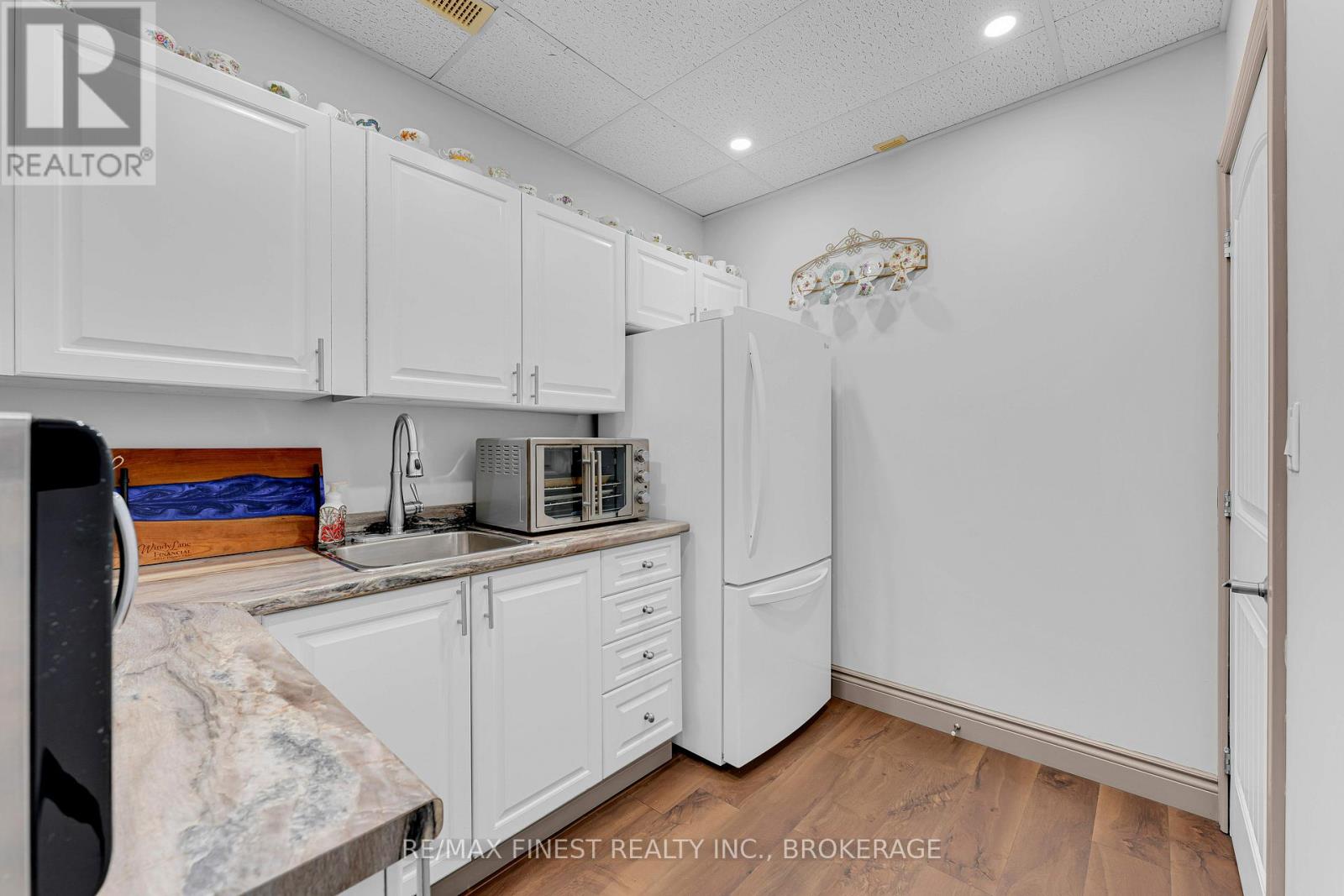 82 Centre Street, Greater Napanee, Ontario  K7R 1N2 - Photo 9 - X12742684