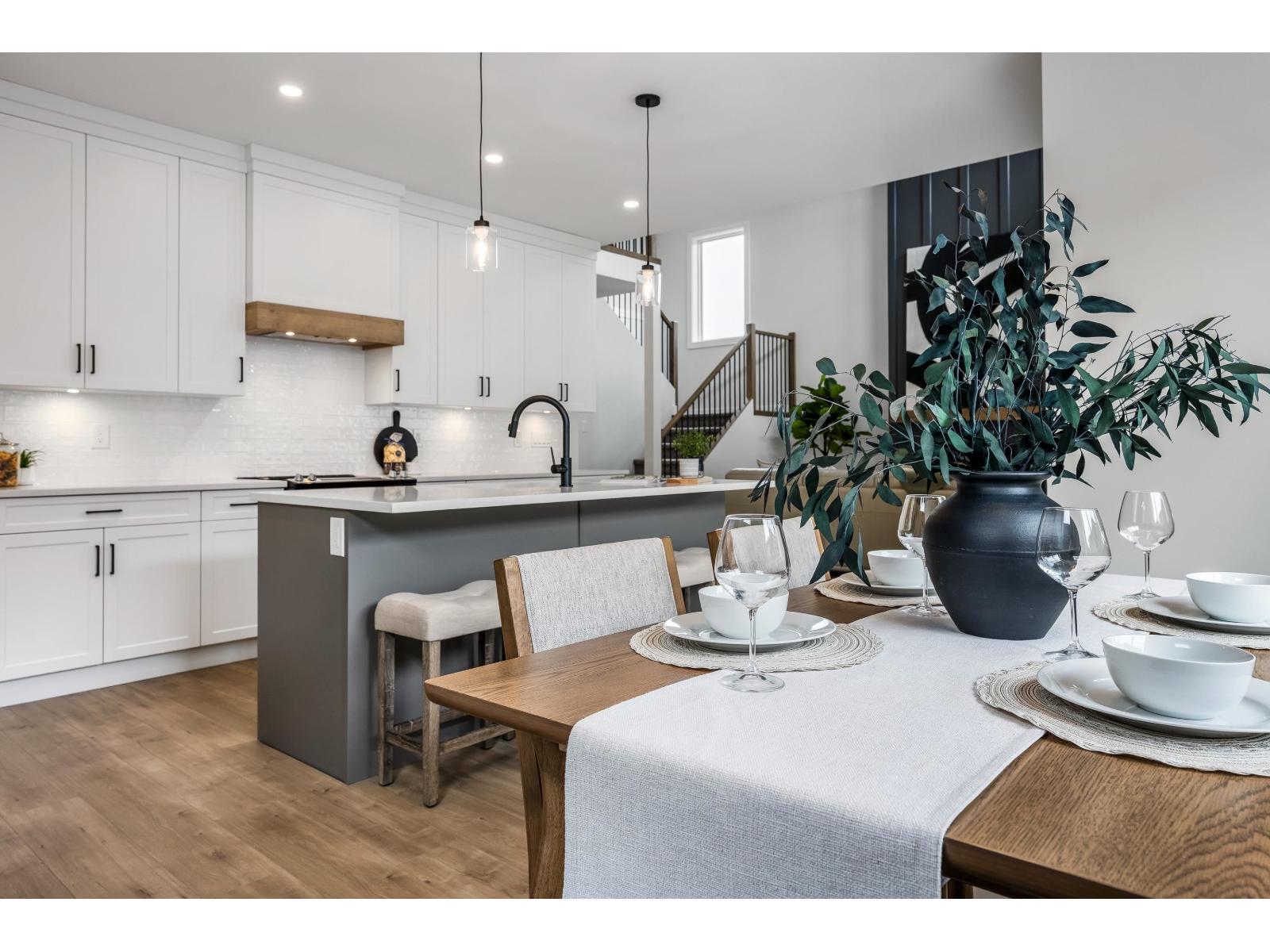 7142 Rochester Avenue, Sardis West Vedder, Chilliwack, British Columbia  V2R 2P3 - Photo 18 - R3083035