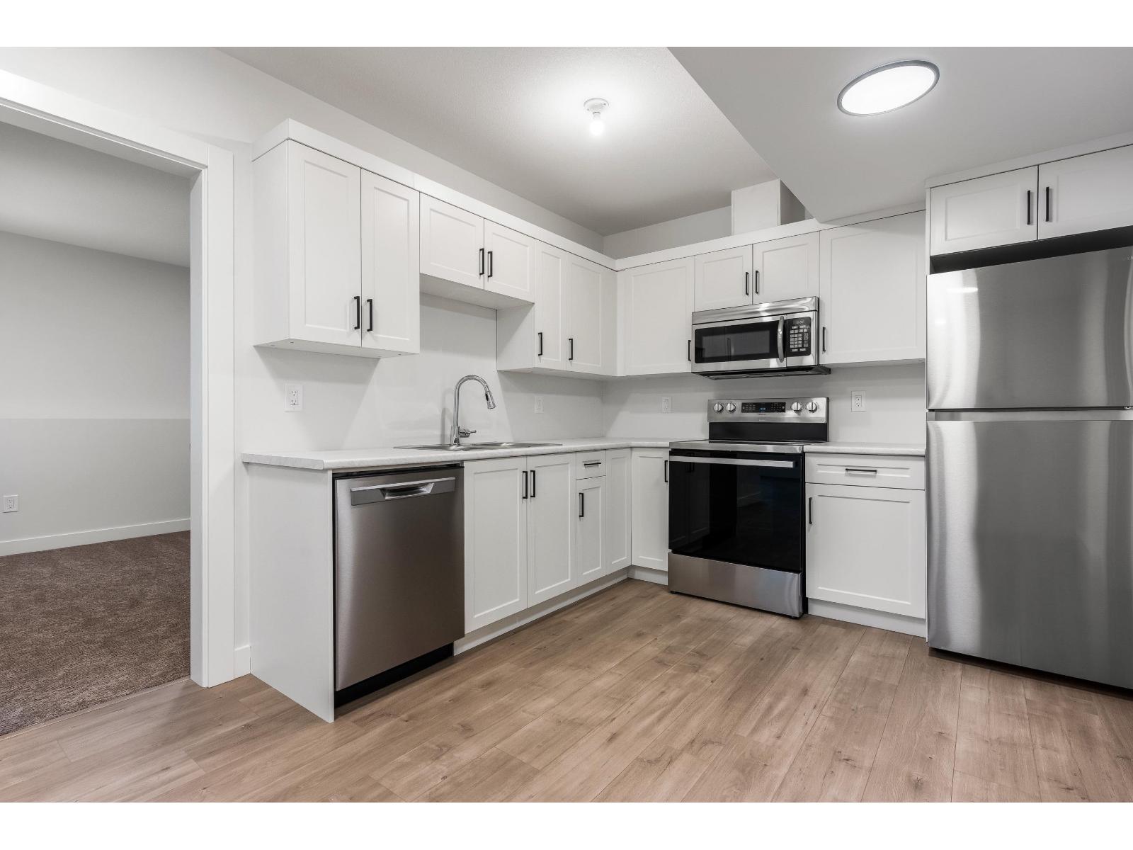 7142 Rochester Avenue, Sardis West Vedder, Chilliwack, British Columbia  V2R 2P3 - Photo 33 - R3083035