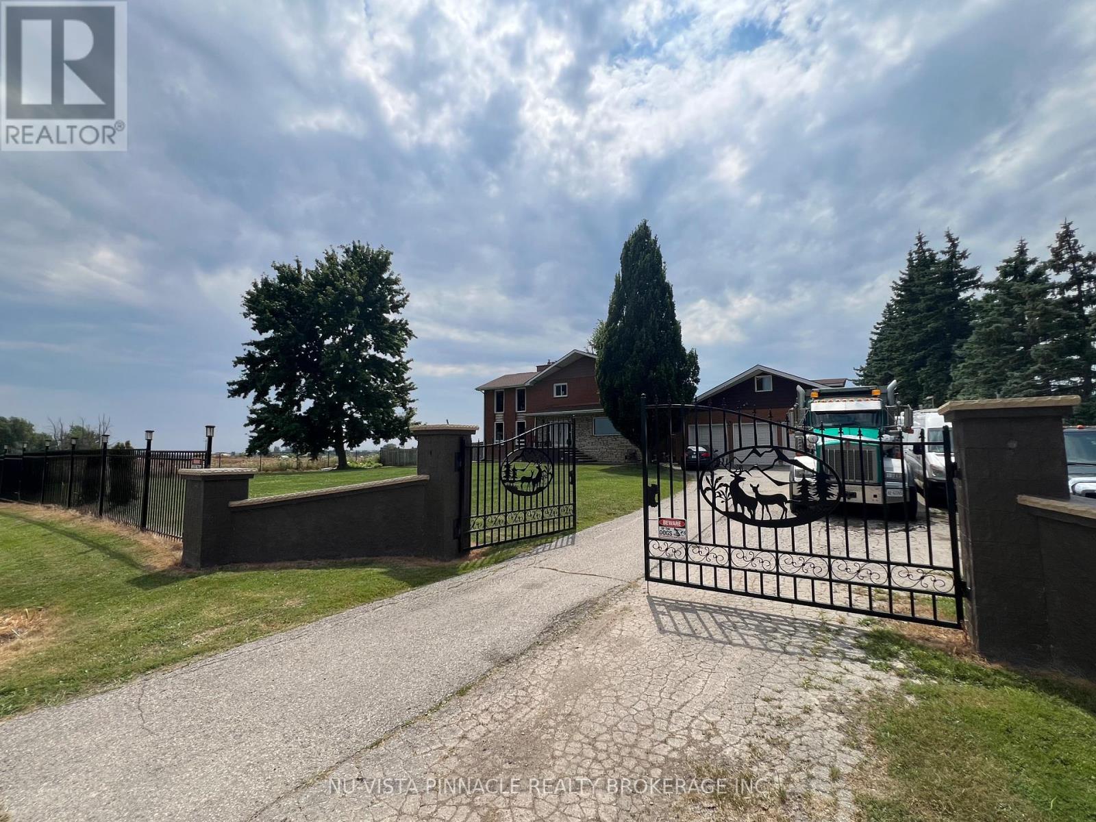 13080 Centreville Creek Road, Caledon, Ontario  L7C 3A7 - Photo 2 - W12742658