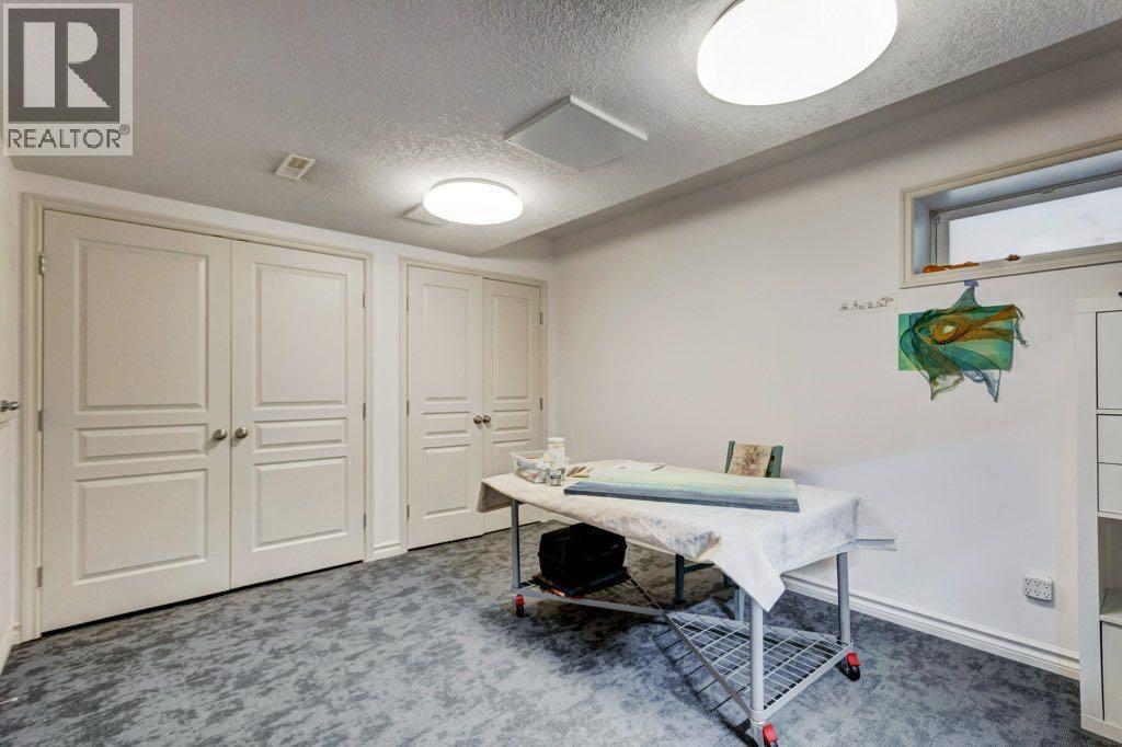 105 Inglewood Grove Se, Calgary, Alberta  T2G 5R4 - Photo 26 - A2282404