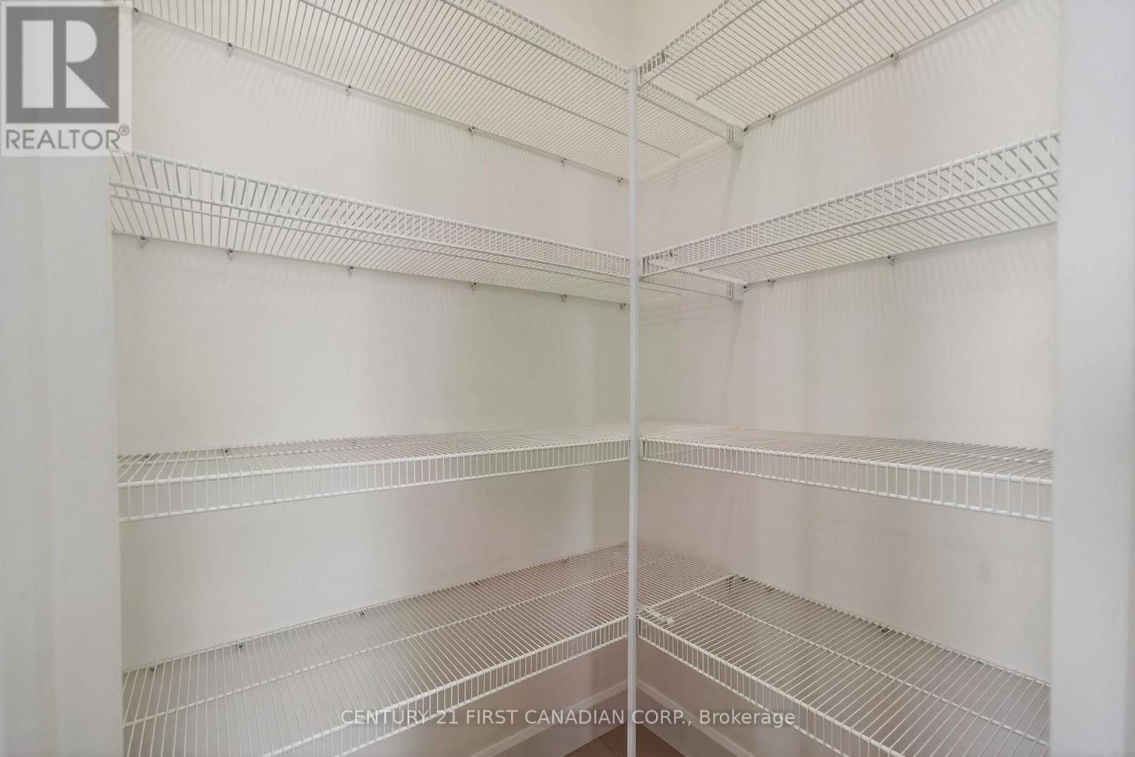 9 Twynstra Street, North Middlesex, Ontario  N0M 1A0 - Photo 17 - X12742750