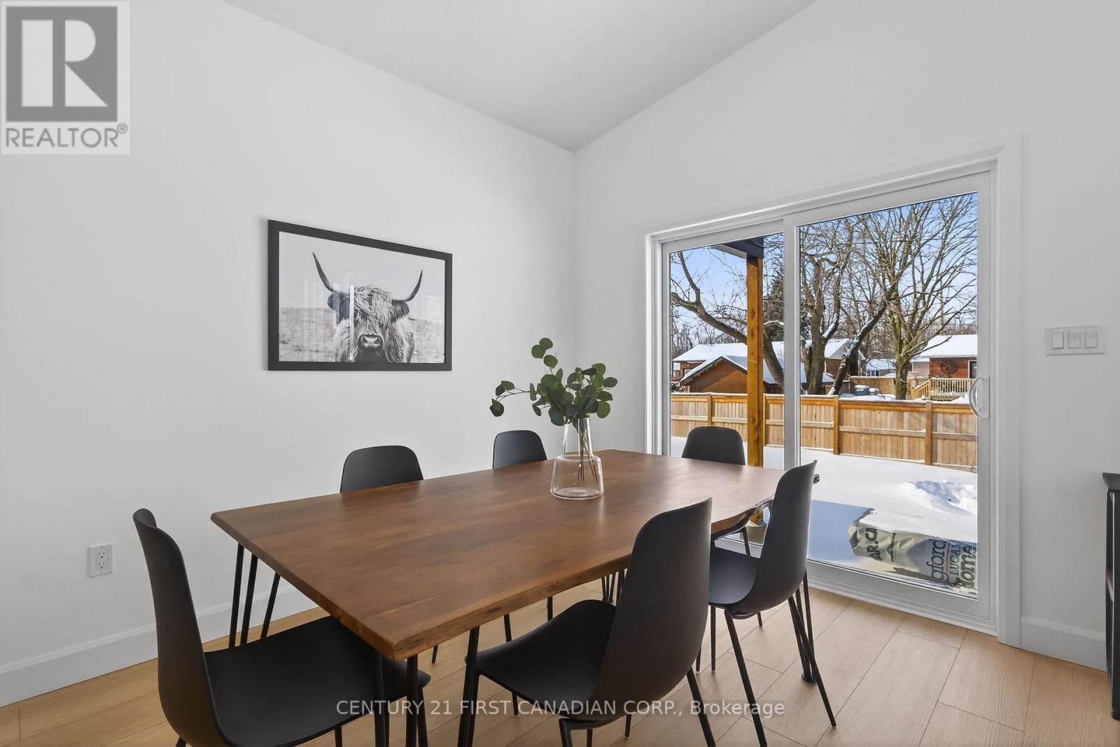 9 Twynstra Street, North Middlesex, Ontario  N0M 1A0 - Photo 18 - X12742750