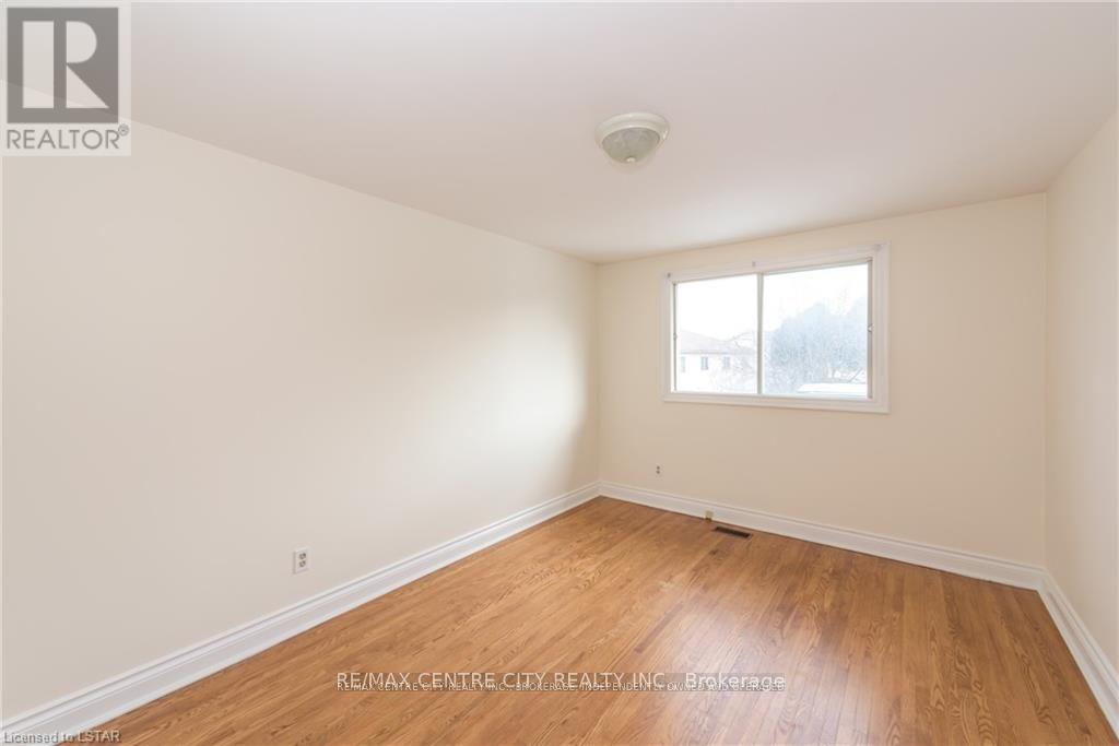 231 Banbury Road, London South, Ontario  N5Z 4M1 - Photo 13 - X12742752