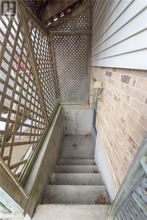 231 Banbury Road, London South, Ontario  N5Z 4M1 - Photo 26 - X12742754