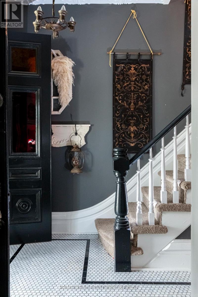 365 William Street, South Huron, Ontario  N0M 1S2 - Photo 13 - X12742772