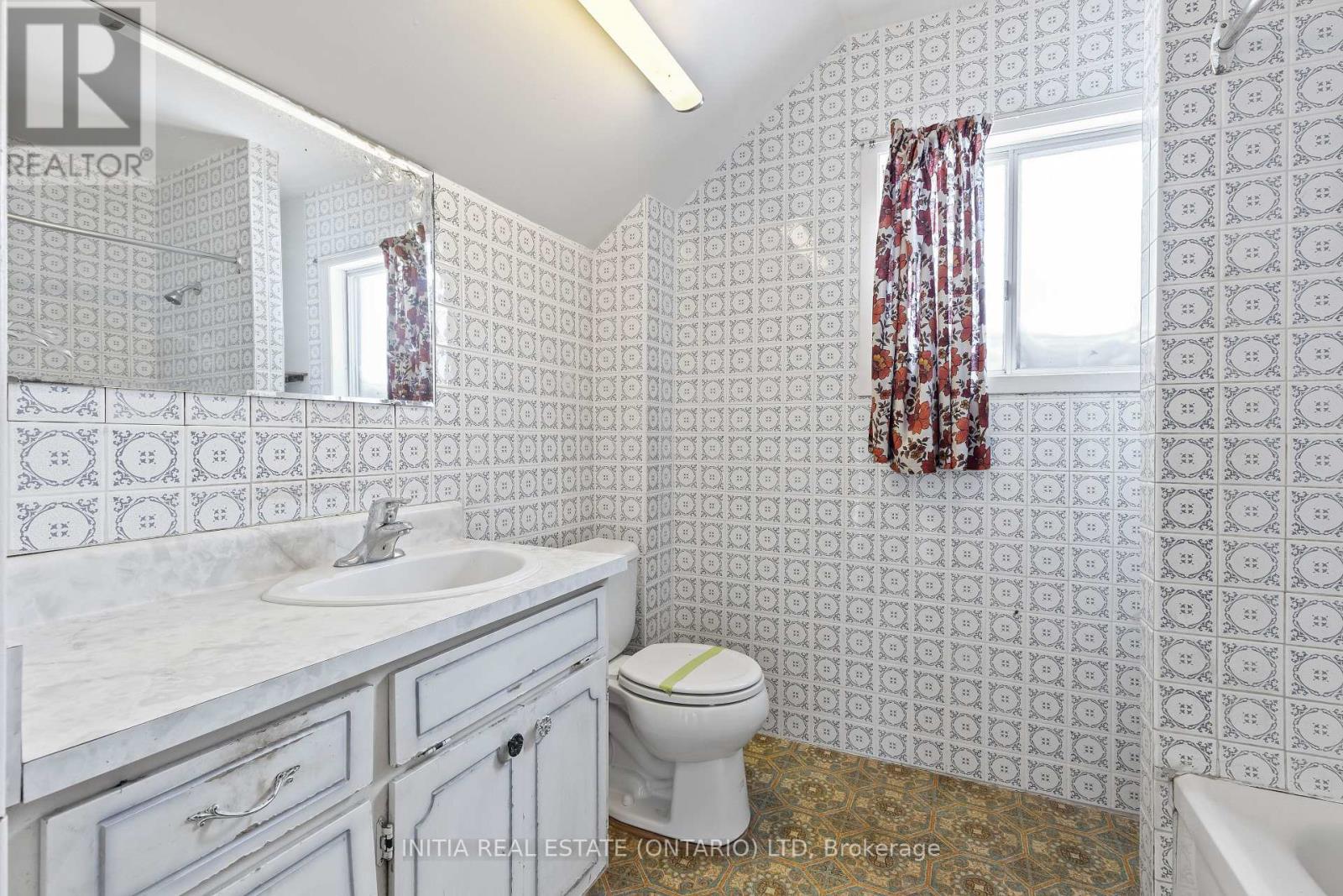 201 Norfolk Street, Stratford, Ontario  N5A 3Z1 - Photo 22 - X12742820