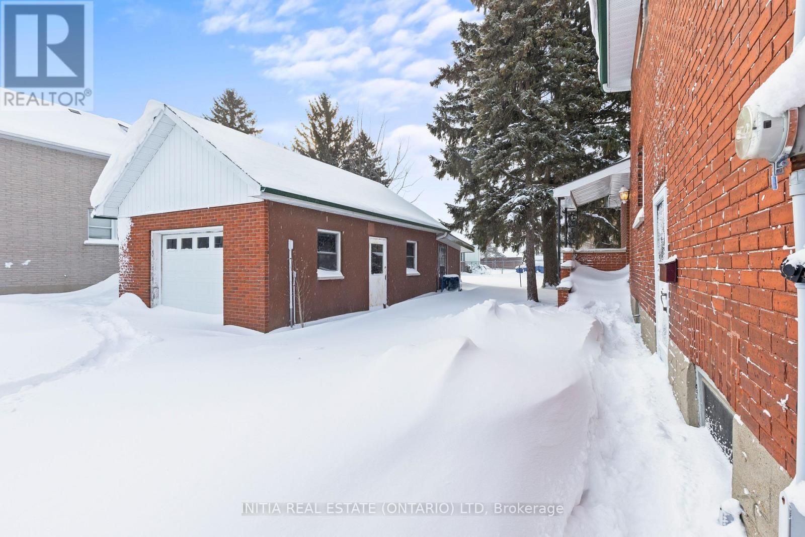 201 Norfolk Street, Stratford, Ontario  N5A 3Z1 - Photo 27 - X12742820