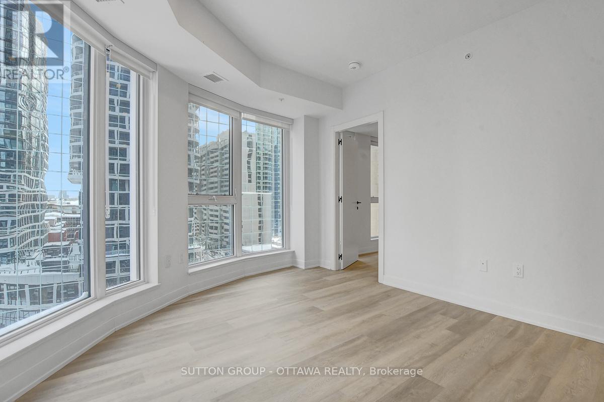 702 - 391 Slater Street, Ottawa, Ontario  K1R 0G7 - Photo 14 - X12742692