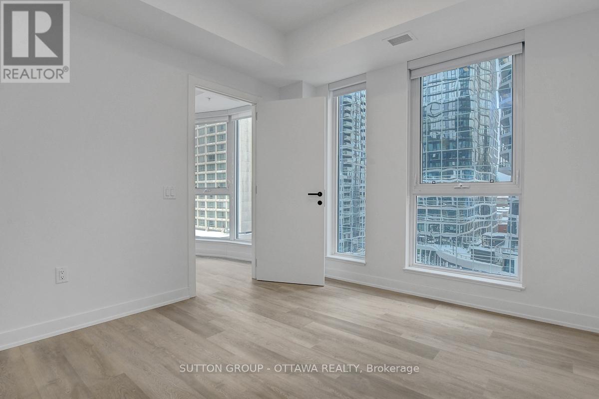 702 - 391 Slater Street, Ottawa, Ontario  K1R 0G7 - Photo 25 - X12742692