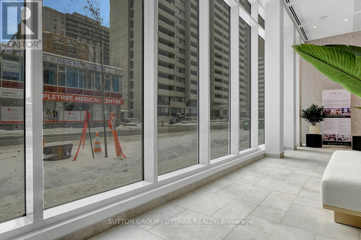 702 - 391 Slater Street, Ottawa, Ontario  K1R 0G7 - Photo 4 - X12742692