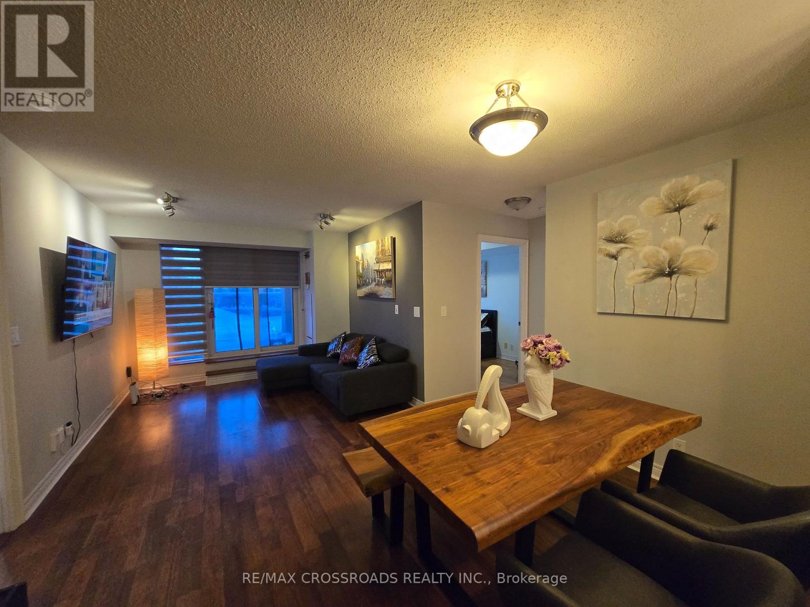 320 - 33 Cox Boulevard, Markham, Ontario  L3R 8A6 - Photo 7 - N12711928