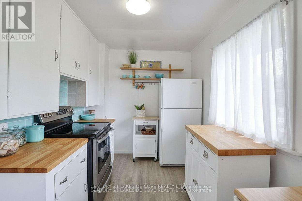 2730 Lone Birch Trail, Ramara, Ontario  L0K 1B0 - Photo 6 - S12742084