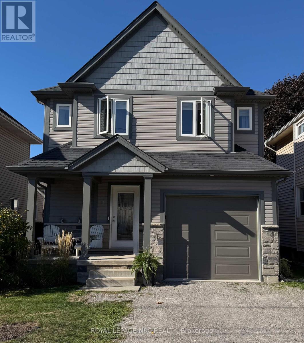 11 Violet Street, St. Catharines, Ontario  L2S 2X1 - Photo 2 - X12742806