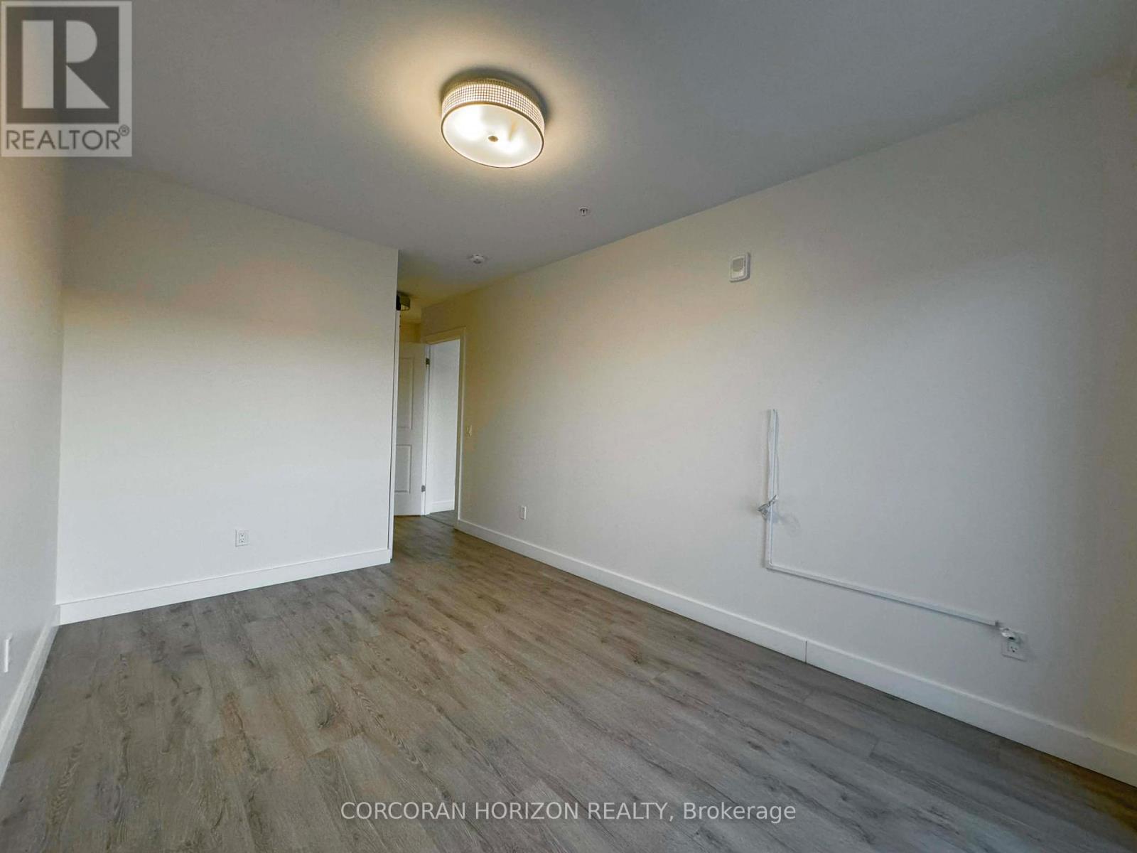 712 - 15 Glebe Street W, Cambridge, Ontario  N1S 0C3 - Photo 12 - X12682352