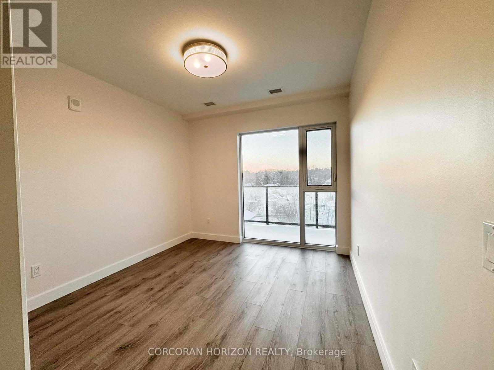 712 - 15 Glebe Street W, Cambridge, Ontario  N1S 0C3 - Photo 10 - X12682352