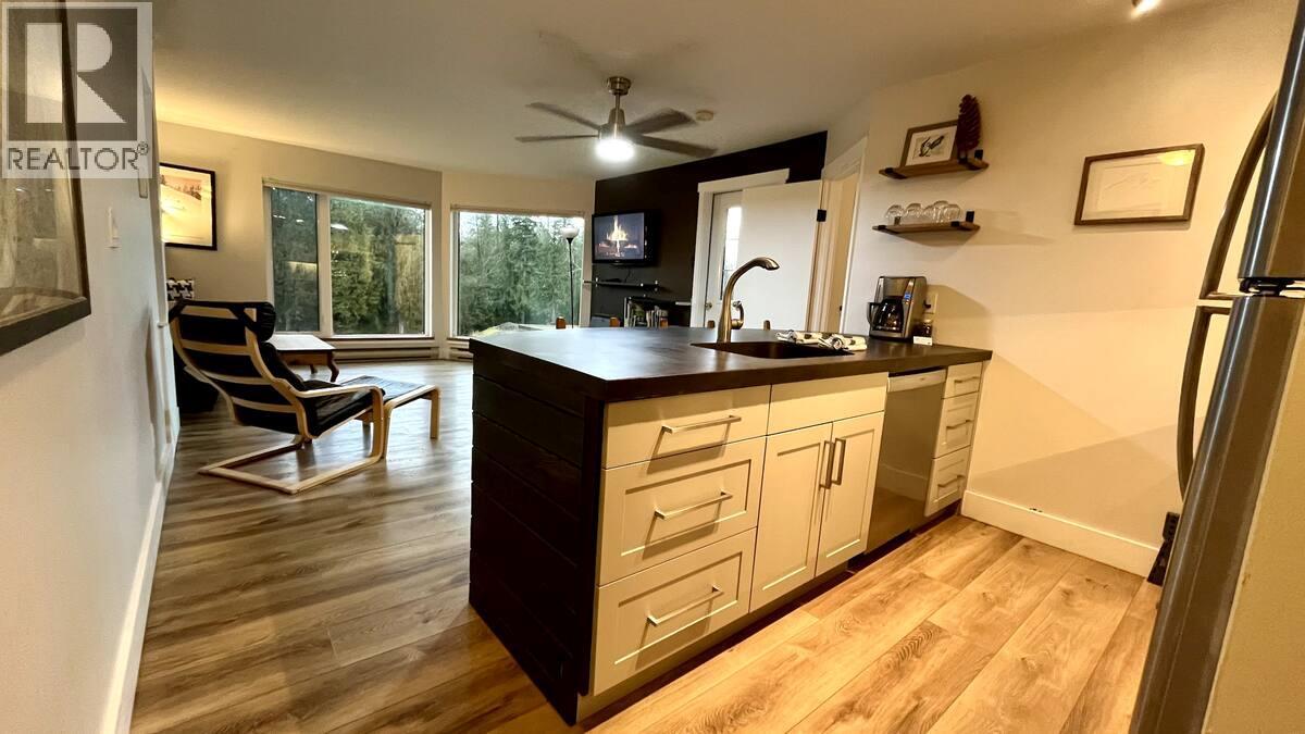 4559 Timberline Crescent Unit# 113, Fernie, British Columbia V0B 1M6 - Photo 6 - 10374386