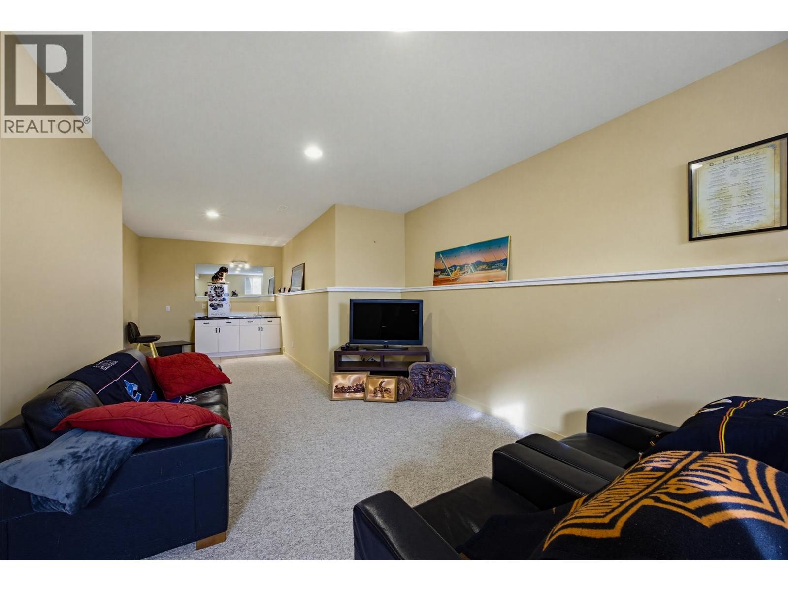 3744 Navatanee Drive, Kamloops, British Columbia  V2H 1S1 - Photo 17 - 10374156