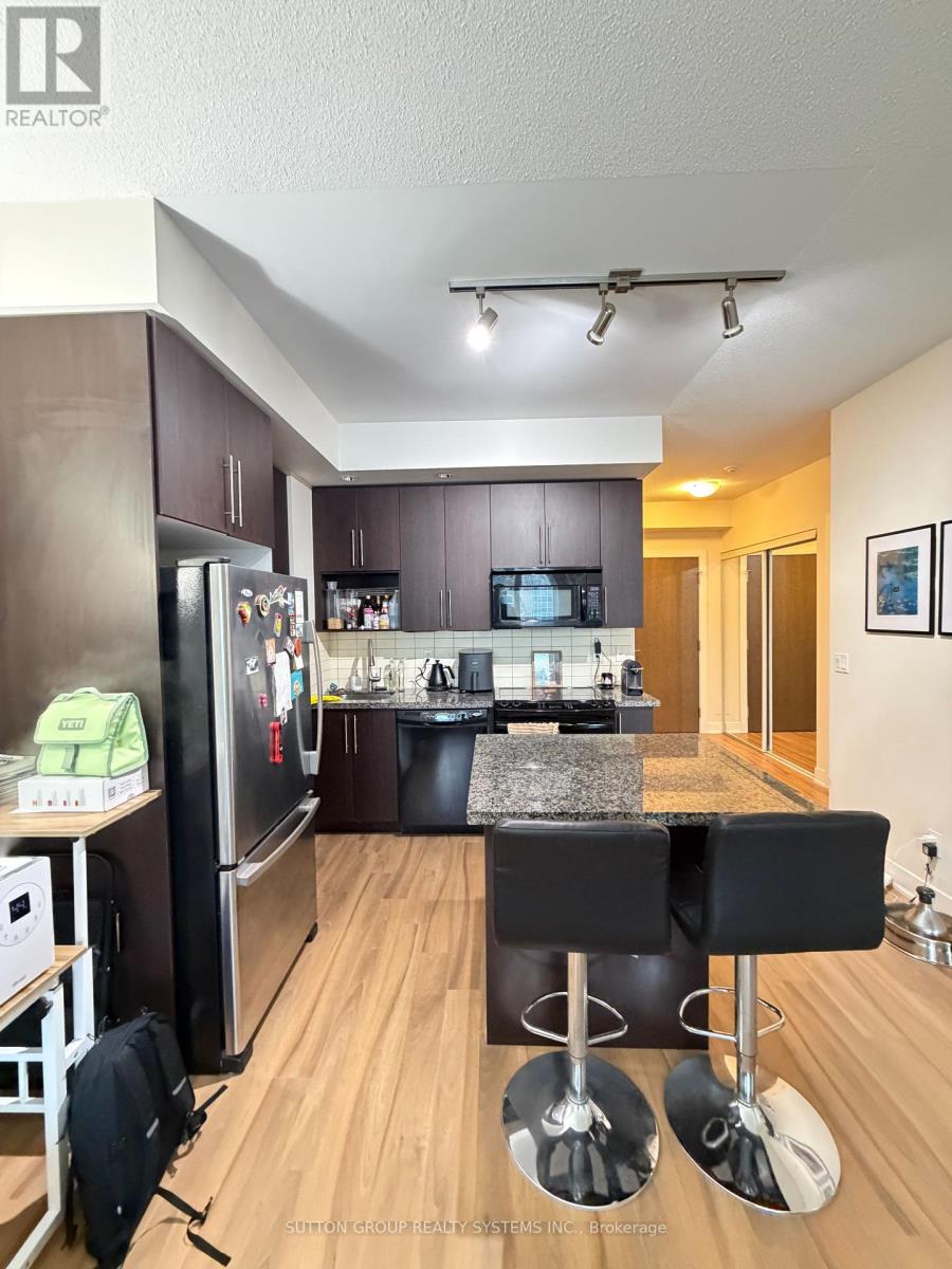 907 - 28 Linden Street, Toronto, Ontario  M4Y 0A4 - Photo 4 - C12742710