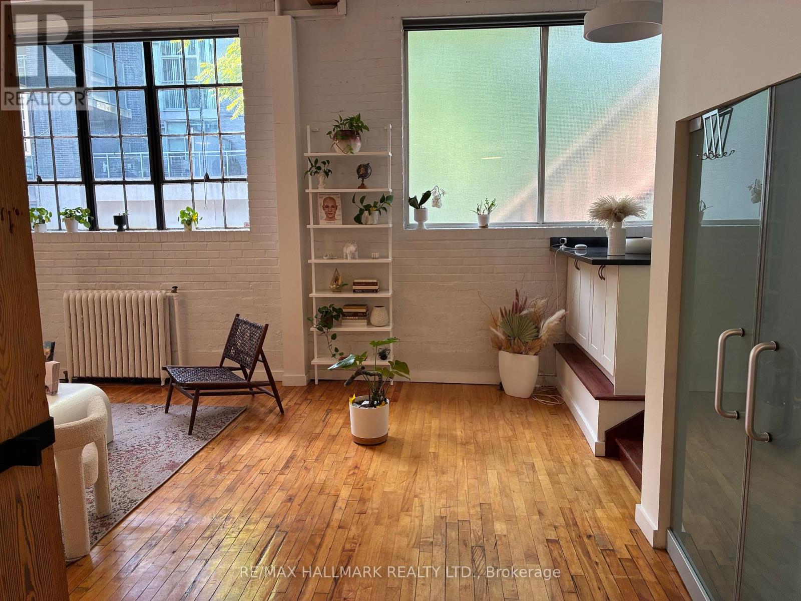 7 - 535 Queen Street E, Toronto, Ontario  M5A 1V1 - Photo 4 - C12742816