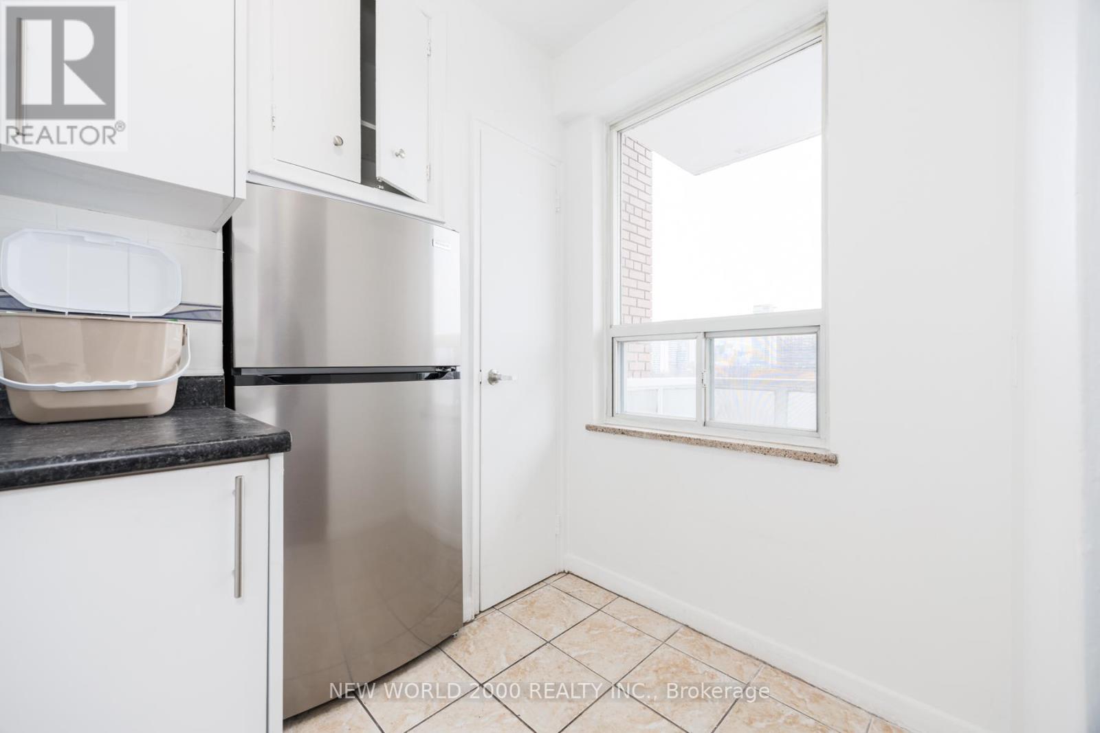 902 - 88 Bernard Avenue, Toronto, Ontario  M5R 1R7 - Photo 10 - C12742822