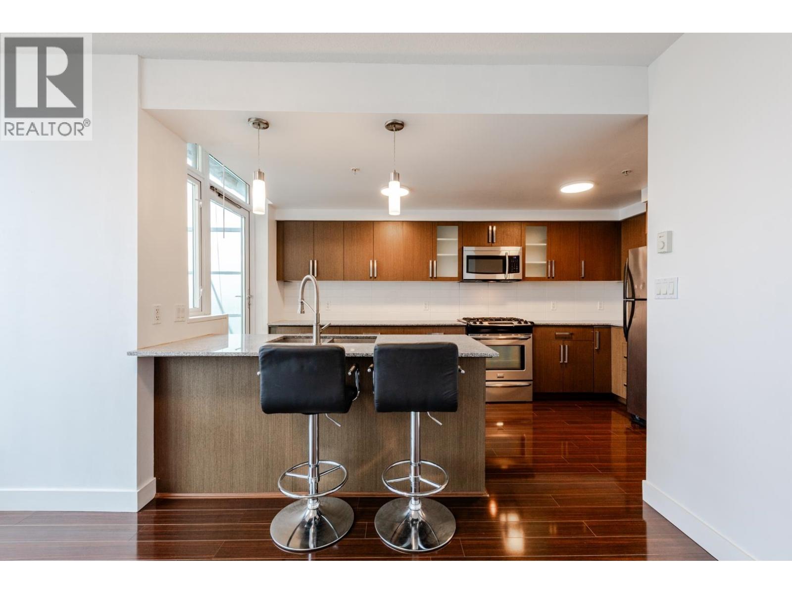 Listing Picture 5 of 37 : 1801 8068 WESTMINSTER HIGHWAY, Richmond / 烈治文 - 魯藝地產 Yvonne Lu Group - MLS Medallion Club Member