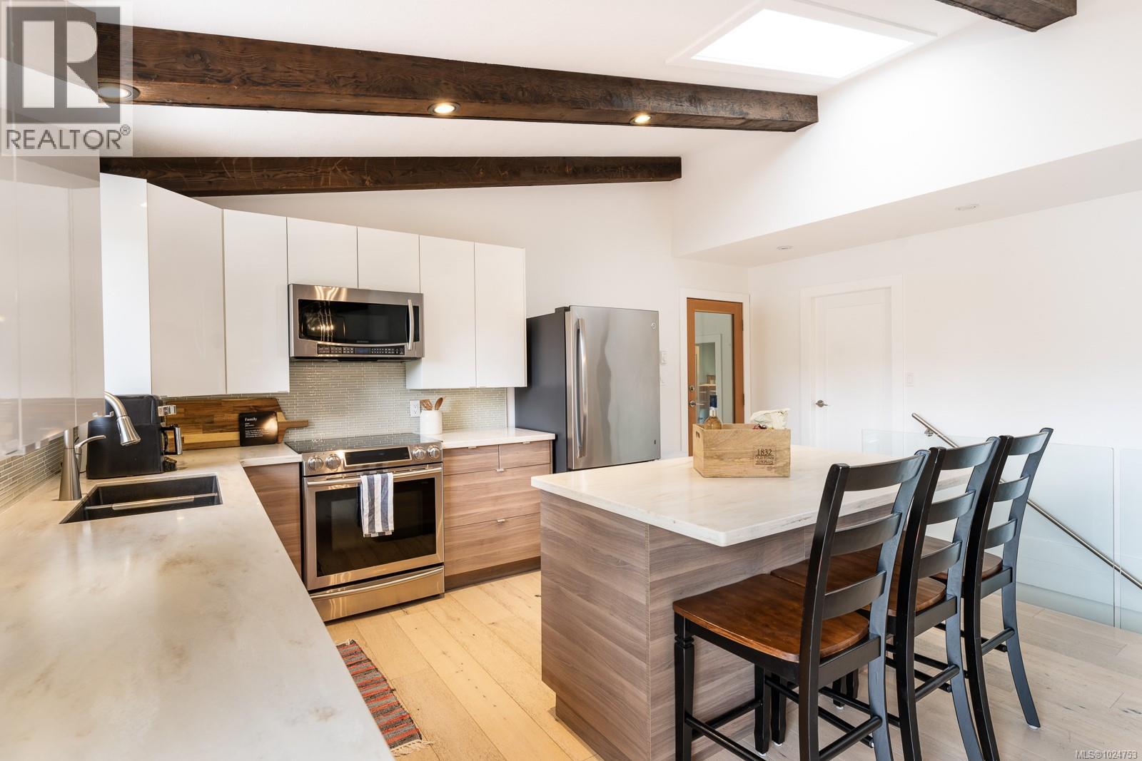 2585 Wyldewood Ave, Shawnigan Lake, British Columbia  V0R 2W3 - Photo 14 - 1024753