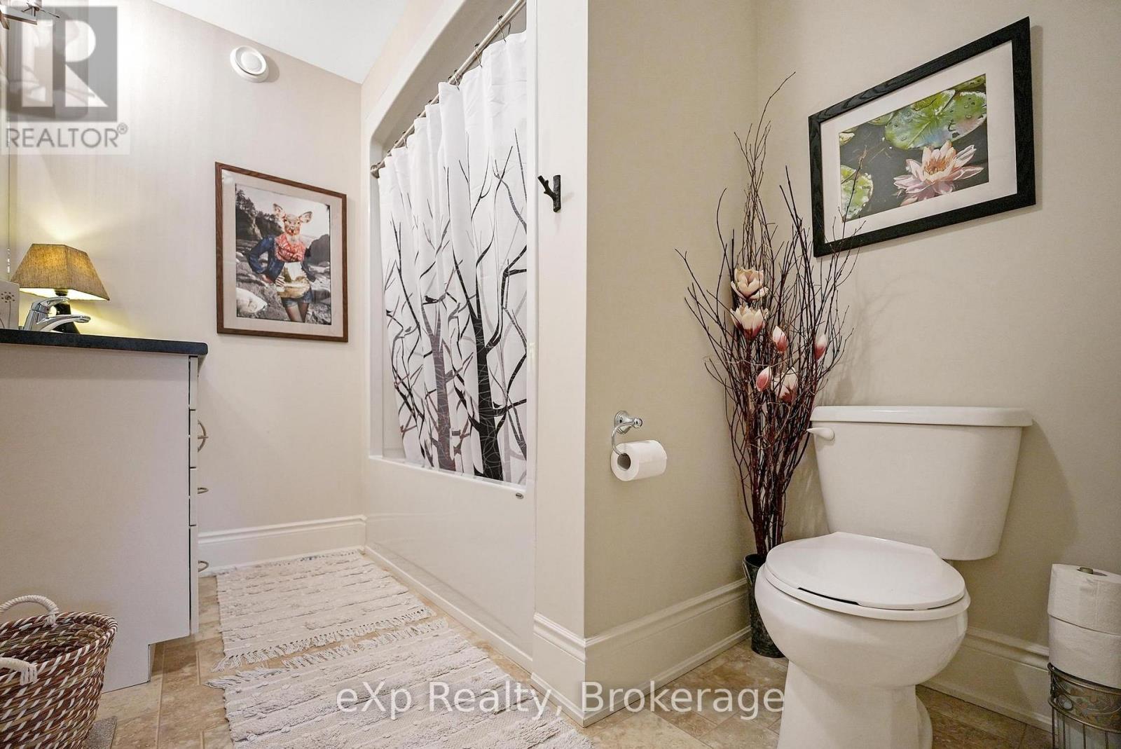 107 - 75 Wallings Road, Dysart Et Al, Ontario  K0M 1S0 - Photo 16 - X12358058