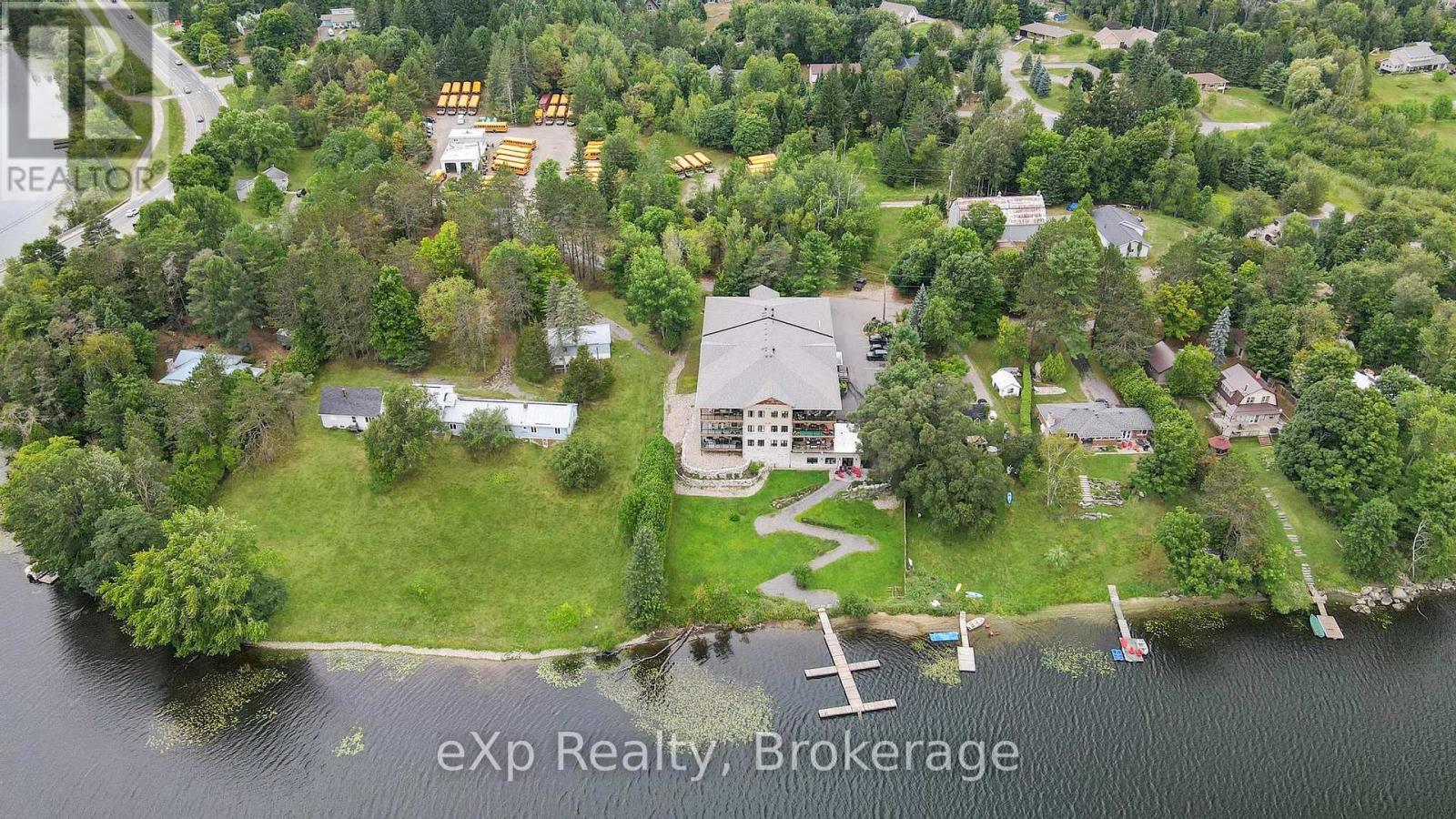 107 - 75 Wallings Road, Dysart Et Al, Ontario  K0M 1S0 - Photo 2 - X12358058