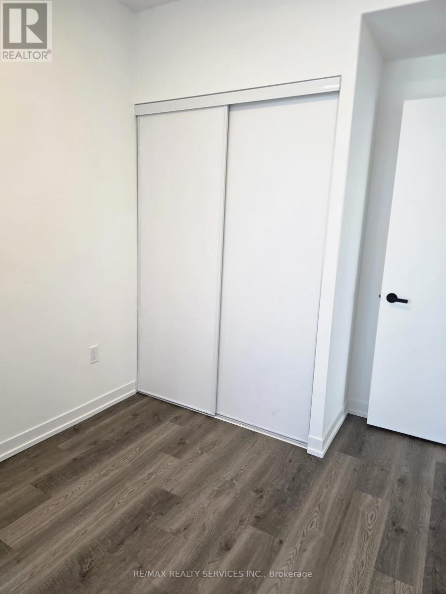 5102 - 8 Interchange Way, Vaughan, Ontario  L4K 5Z7 - Photo 16 - N12742686