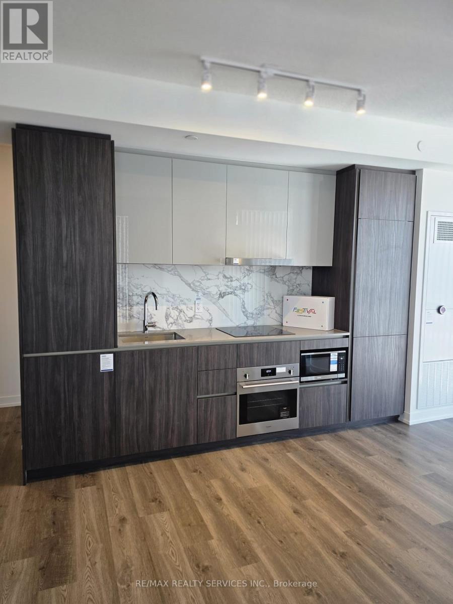 5102 - 8 Interchange Way, Vaughan, Ontario  L4K 5Z7 - Photo 18 - N12742686