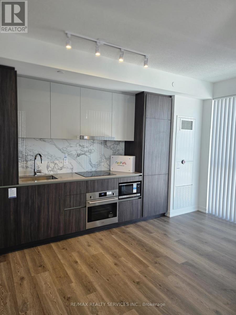 5102 - 8 Interchange Way, Vaughan, Ontario  L4K 5Z7 - Photo 19 - N12742686