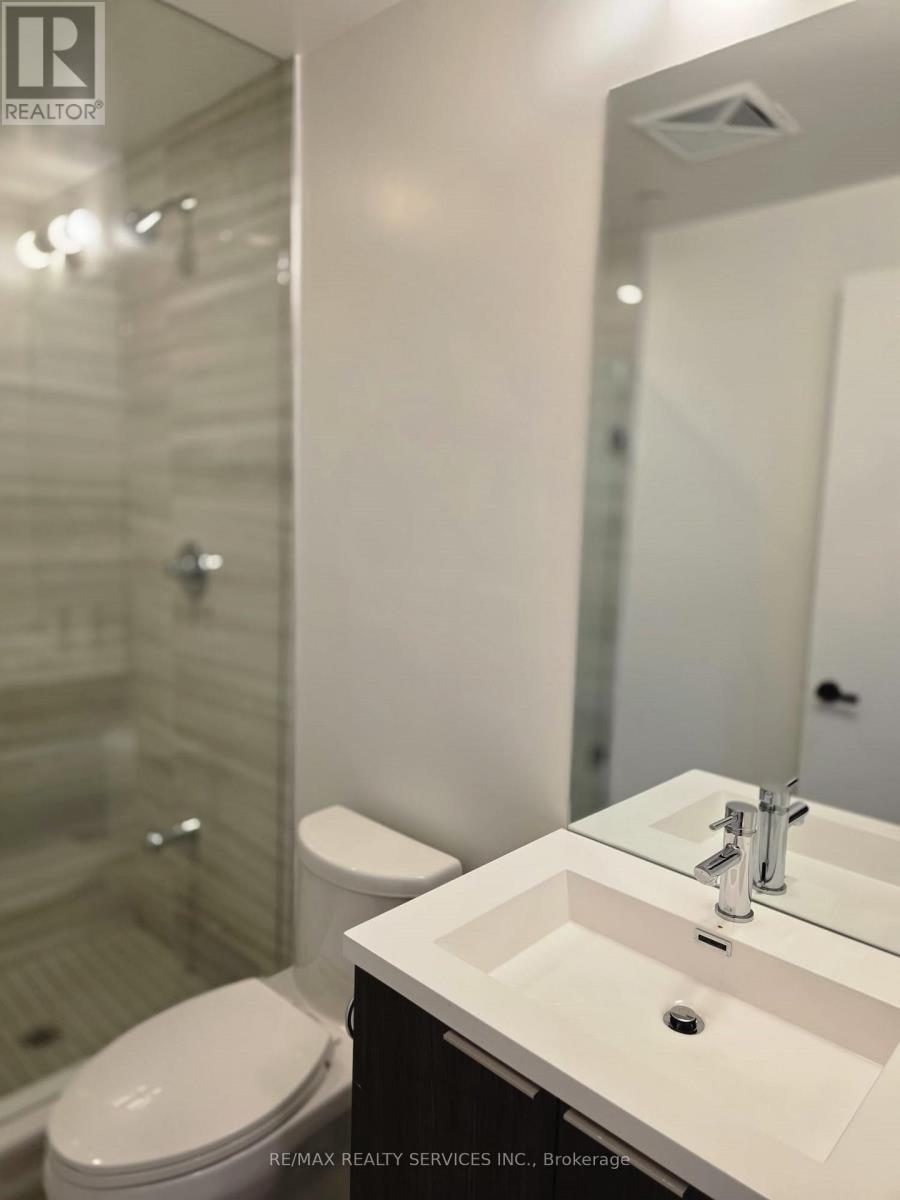 5102 - 8 Interchange Way, Vaughan, Ontario  L4K 5Z7 - Photo 6 - N12742686