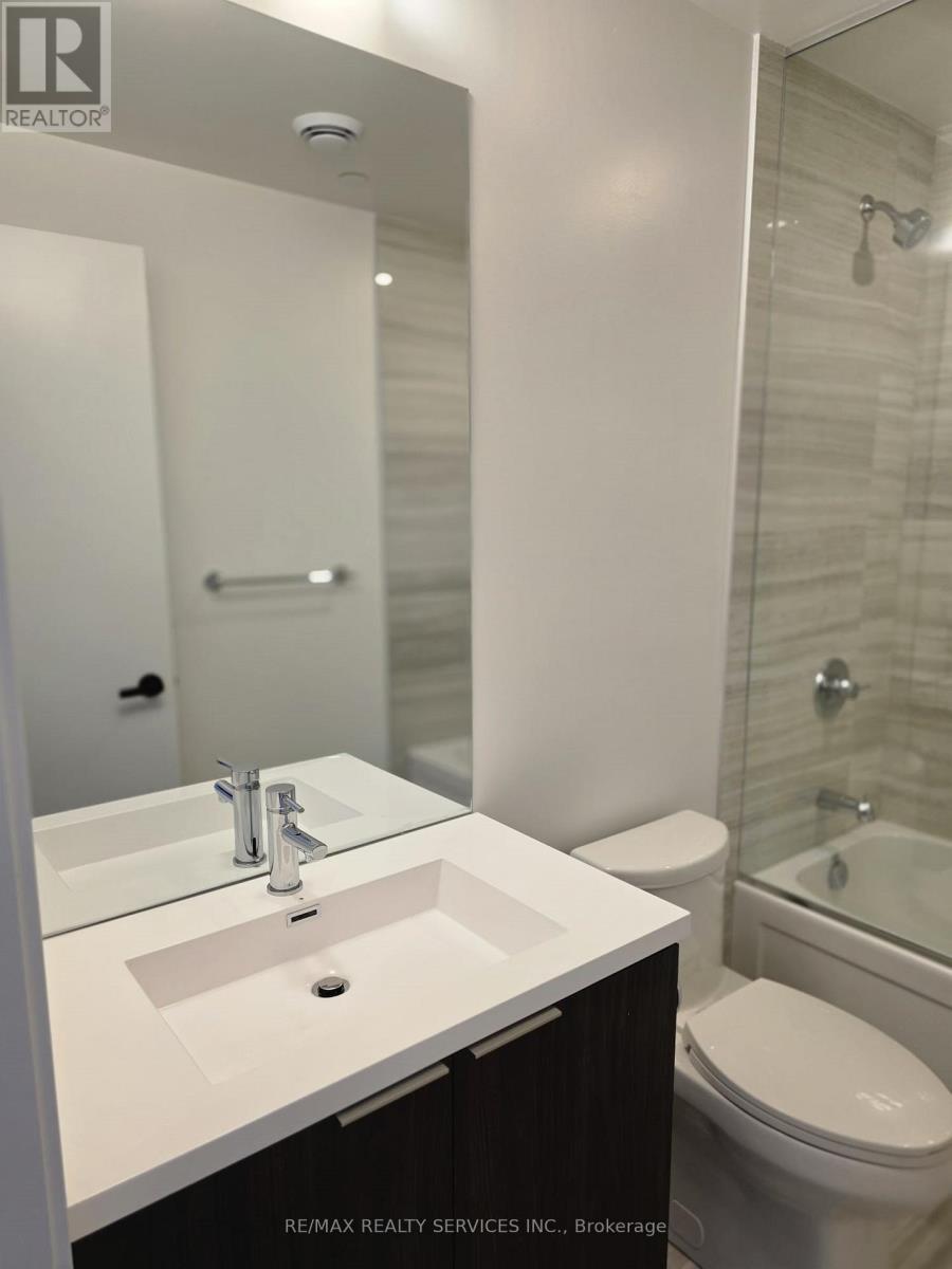 5102 - 8 Interchange Way, Vaughan, Ontario  L4K 5Z7 - Photo 9 - N12742686