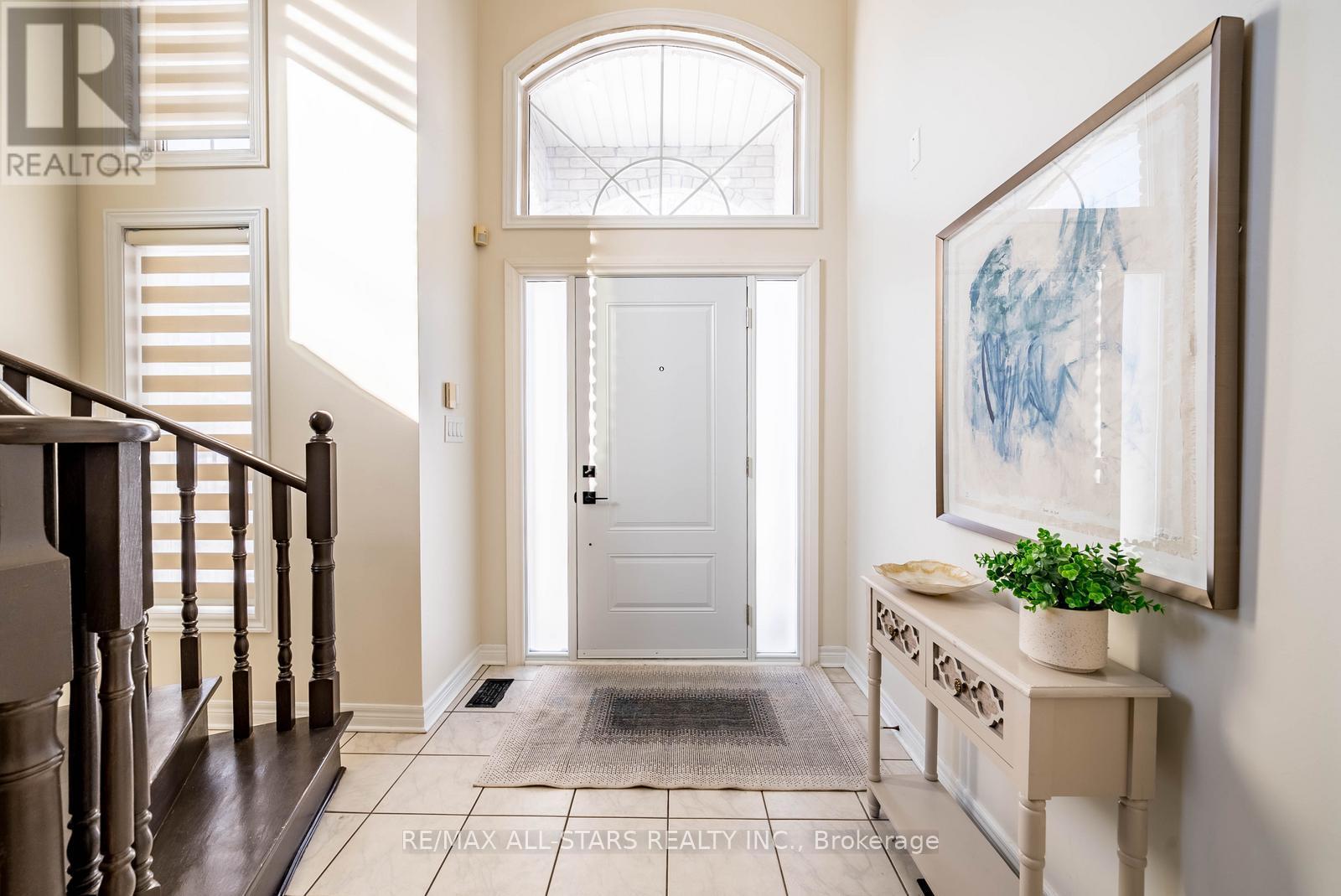 2241 Old Rutherford Road, Vaughan, Ontario  L6A 1Z7 - Photo 8 - N12742704