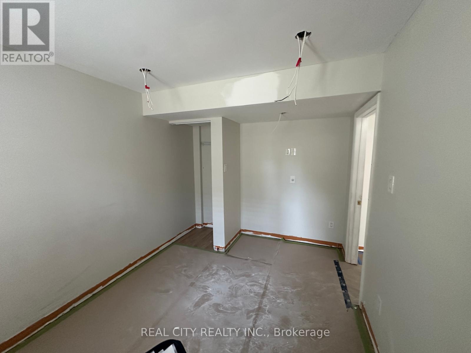 83 Estrella Crescent, Richmond Hill, Ontario  L4E 0S3 - Photo 11 - N12742760