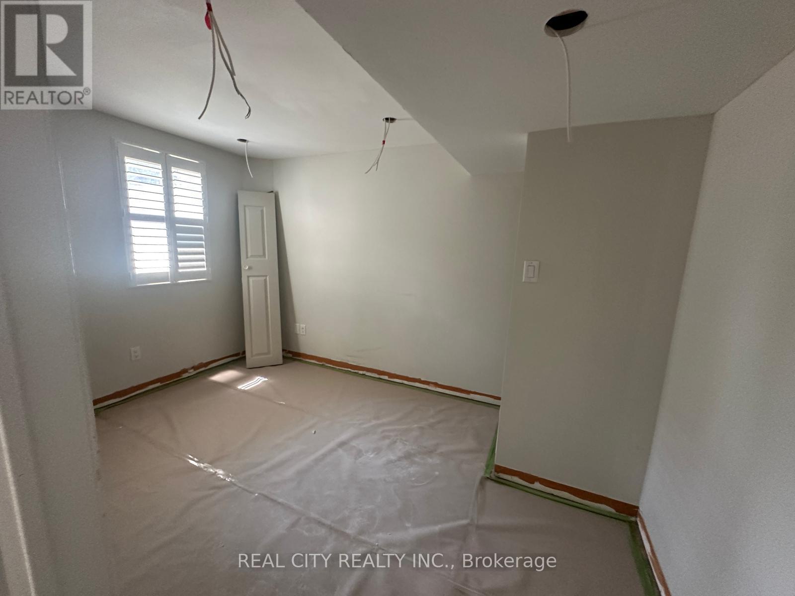 83 Estrella Crescent, Richmond Hill, Ontario  L4E 0S3 - Photo 13 - N12742760