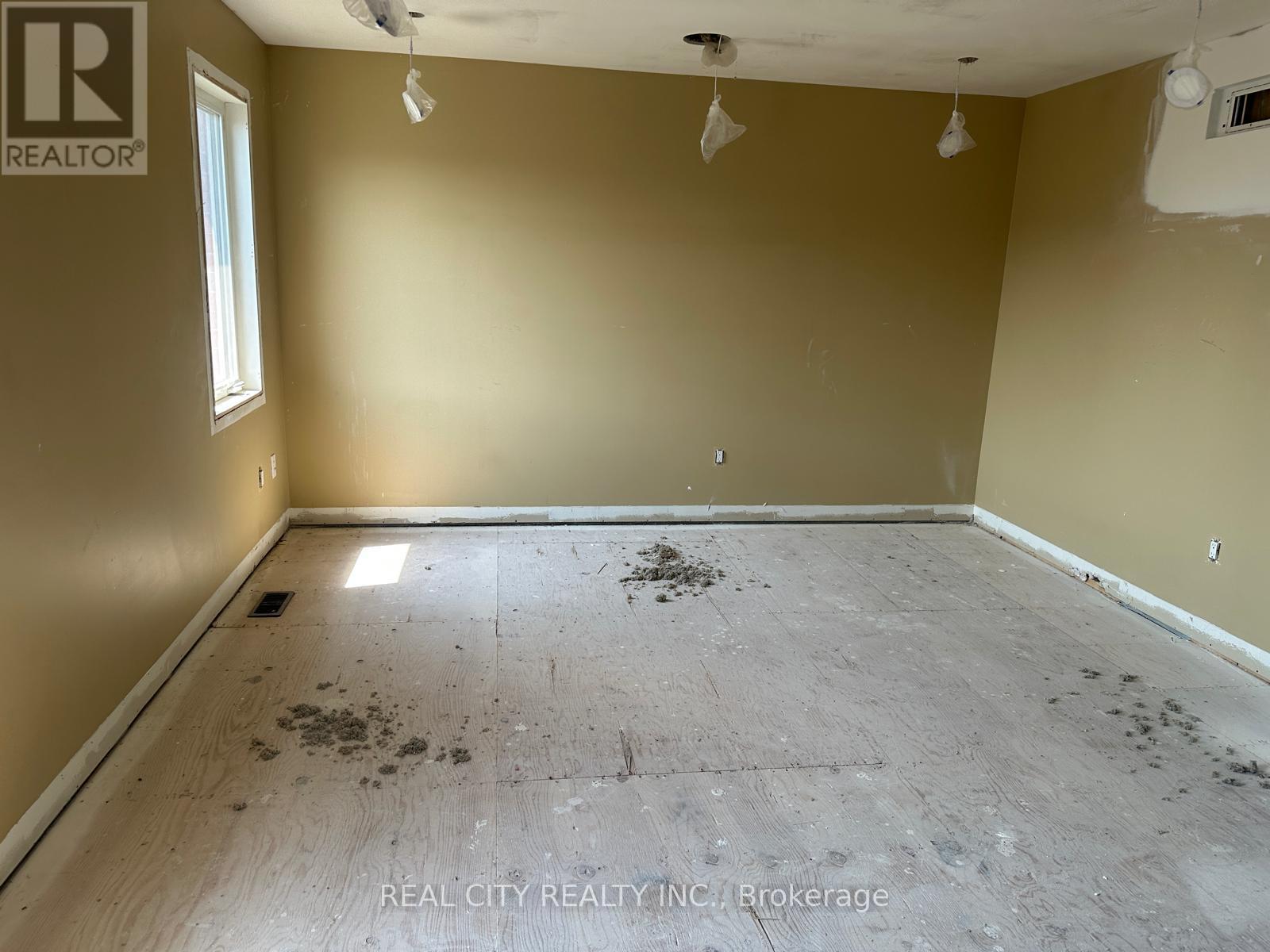 83 Estrella Crescent, Richmond Hill, Ontario  L4E 0S3 - Photo 20 - N12742760